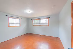 2420 Pine Ln SE, Albany, OR 97322 - Photo 16