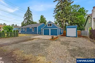 905 20th St SE, Salem, OR 97301 - Photo 1