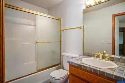 2220 Park Ter NW, Albany, OR 97321 - Photo 36