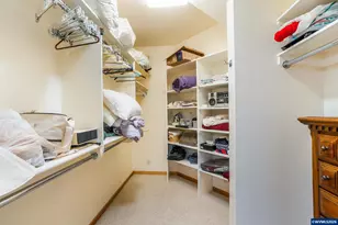 2030 Lakeland Way, Eugene, OR 97408 - Photo 26