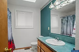 1930 Cunningham Ln S, Salem, OR 97302 - Photo 14