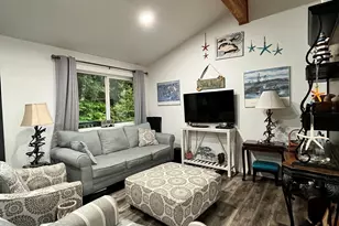 190 SW The Pines Dr, Depoe Bay, OR 97341 - Photo 2