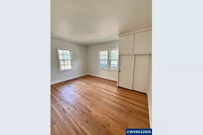 399 24th St NE, Salem, OR 97301 - Photo 4