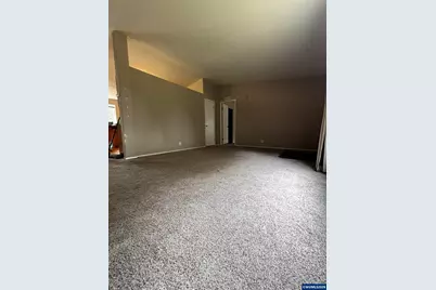 229 N Main St, Coos Bay, OR 97420 - Photo 16
