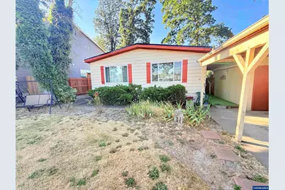1729 SE 12th Av, Albany, OR 97322 - Photo 1