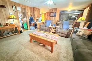 1729 12th Ave SE, Albany, OR 97322 - Photo 4