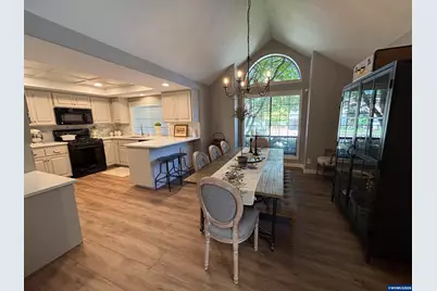 1750 Cinnamon Hill Dr SE, Salem, OR 97306 - Photo 12