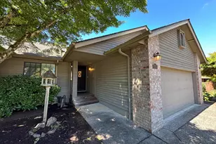 1750 Cinnamon Hill Dr SE, Salem, OR 97306 - Photo 2