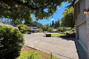 1750 Cinnamon Hill Dr SE, Salem, OR 97306 - Photo 46