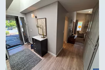 1750 Cinnamon Hill Dr SE, Salem, OR 97306 - Photo 6