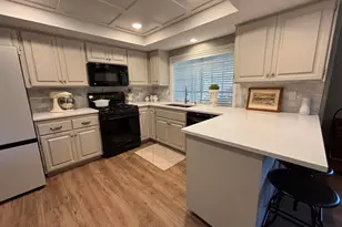 1750 Cinnamon Hill Dr SE, Salem, OR 97306 - Photo 16
