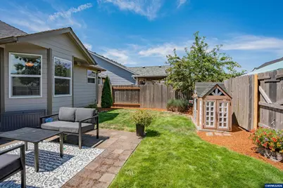 323 Shannon Pl, Lebanon, OR 97355 - Photo 30