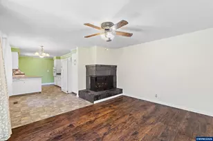 3825 Stephens St NE, Salem, OR 97305 - Photo 12