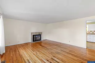 3825 Stephens St NE, Salem, OR 97305 - Photo 4