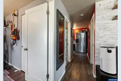 297 SW Walnut Av, Dallas, OR 97338 - Photo 6