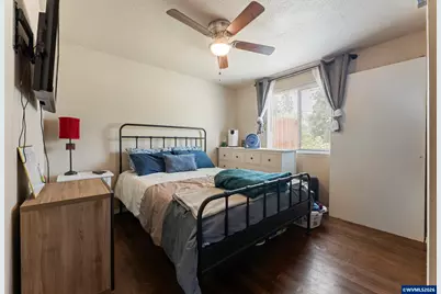 297 SW Walnut Av, Dallas, OR 97338 - Photo 12