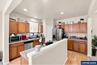 3918 Gusty Ct NE, Albany, OR 97322 - Photo 10