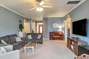 2663 Baines Bl, Hubbard, OR 97362 - Photo 8