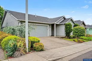 1057 Taurus Lp NE, Keizer, OR 97303 - Photo 2