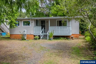220 SE Hazelton Pl, Depoe Bay, OR 97341 - Photo 2