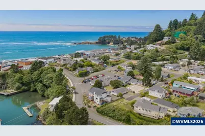 220 SE Hazelton Pl, Depoe Bay, OR 97341 - Photo 34