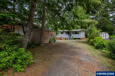 220 SE Hazelton Pl, Depoe Bay, OR 97341 - Photo 1