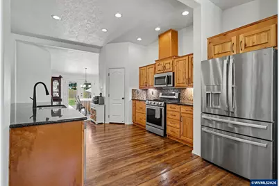 2999 Buena Crest Ln NE, Salem, OR 97303 - Photo 14