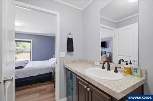 29727 Santiam Terrace Rd, Lebanon, OR 97355 - Photo 16