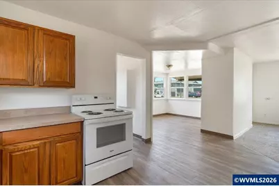 858 Plymouth Dr NE, Keizer, OR 97303 - Photo 14