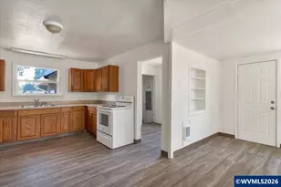 858 Plymouth Dr NE, Keizer, OR 97303 - Photo 10