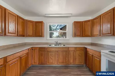 858 Plymouth Dr NE, Keizer, OR 97303 - Photo 10