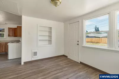 858 Plymouth Dr NE, Keizer, OR 97303 - Photo 4