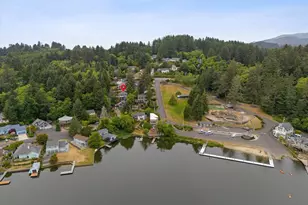 1280 NE Regatta St, Lincoln City, OR 97367 - Photo 32