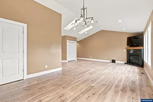 6469 Robin Hood St SE, Salem, OR 97306 - Photo 10