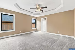 6469 Robin Hood St SE, Salem, OR 97306 - Photo 16