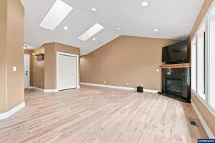6469 Robin Hood St SE, Salem, OR 97306 - Photo 6