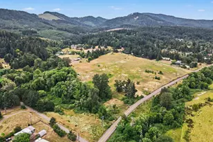 7860 NW Oak Creek Dr, Corvallis, OR 97330 - Photo 32