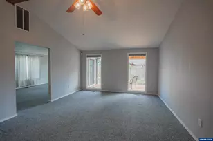 4838 Northstar Ct NE, Salem, OR 97305 - Photo 4