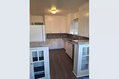 2075 Market St NE, Salem, OR 97301 - Photo 16