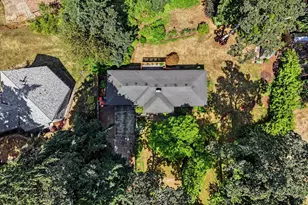 315 Edgewood Dr, Silverton, OR 97381 - Photo 46