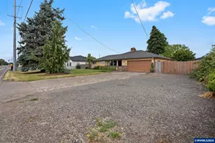 4952 Sunnyview Rd NE, Salem, OR 97305 - Photo 4