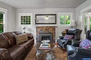 185 19th St SE, Salem, OR 97301 - Photo 8