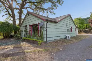 47947 W Commercial St, Oakridge, OR 97463 - Photo 12