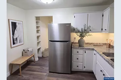 4490 Center St NE, Salem, OR 97301 - Photo 12