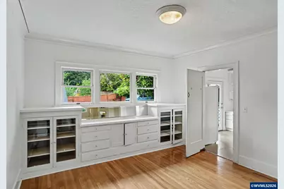 749 Liberty St SE, Salem, OR 97301 - Photo 12