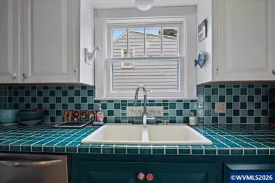 1820 19th St NE, Salem, OR 97301 - Photo 14