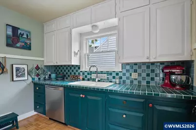 1820 19th St NE, Salem, OR 97301 - Photo 16