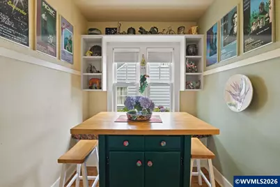 1820 19th St NE, Salem, OR 97301 - Photo 12
