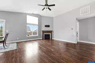 2755 Mia Ct SE, Salem, OR 97306 - Photo 4