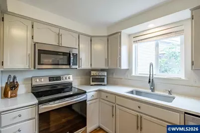 5373 Athens St SE, Salem, OR 97306 - Photo 16